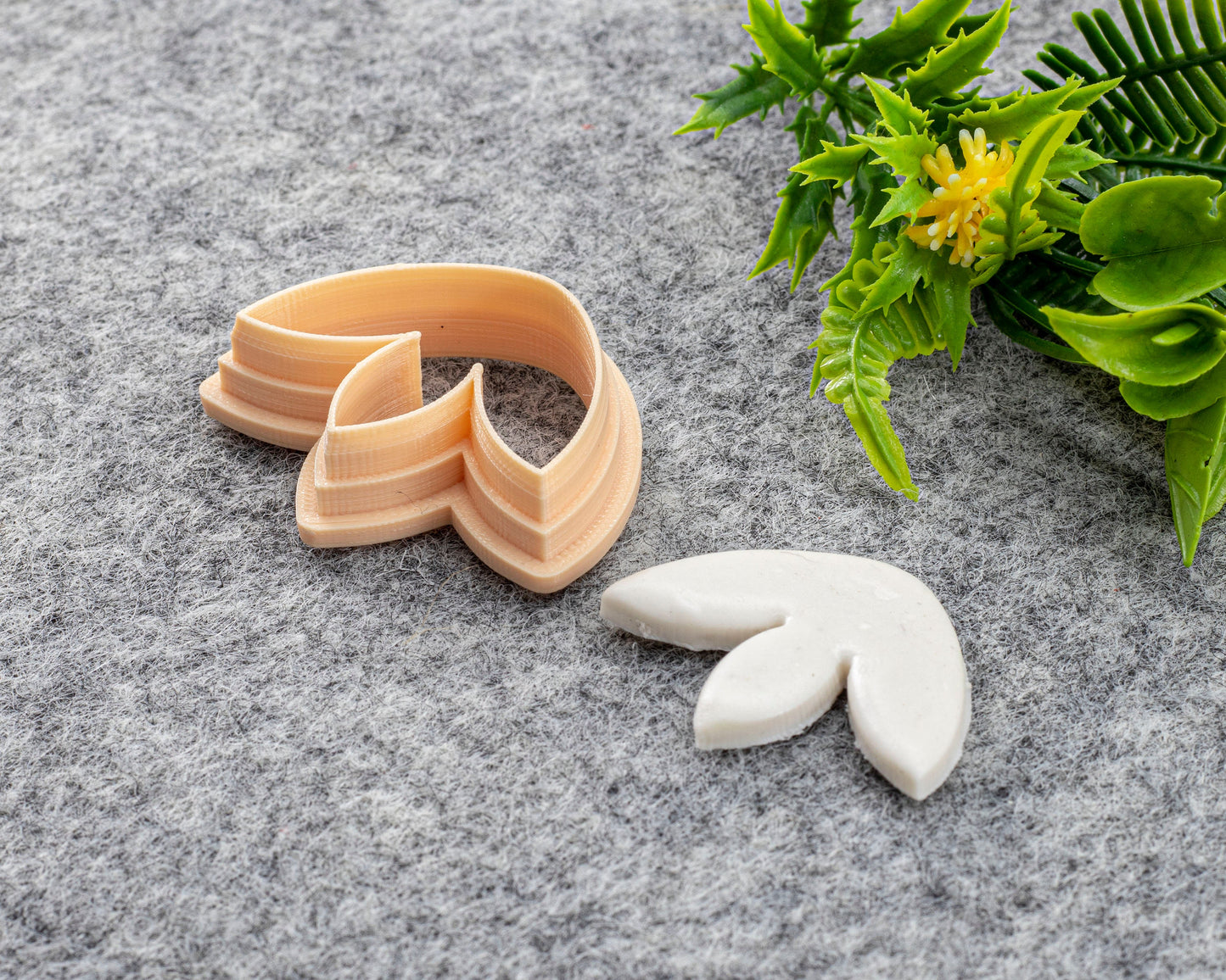 Tulip Clay Cutter: Floral Earring Jewelry Tool