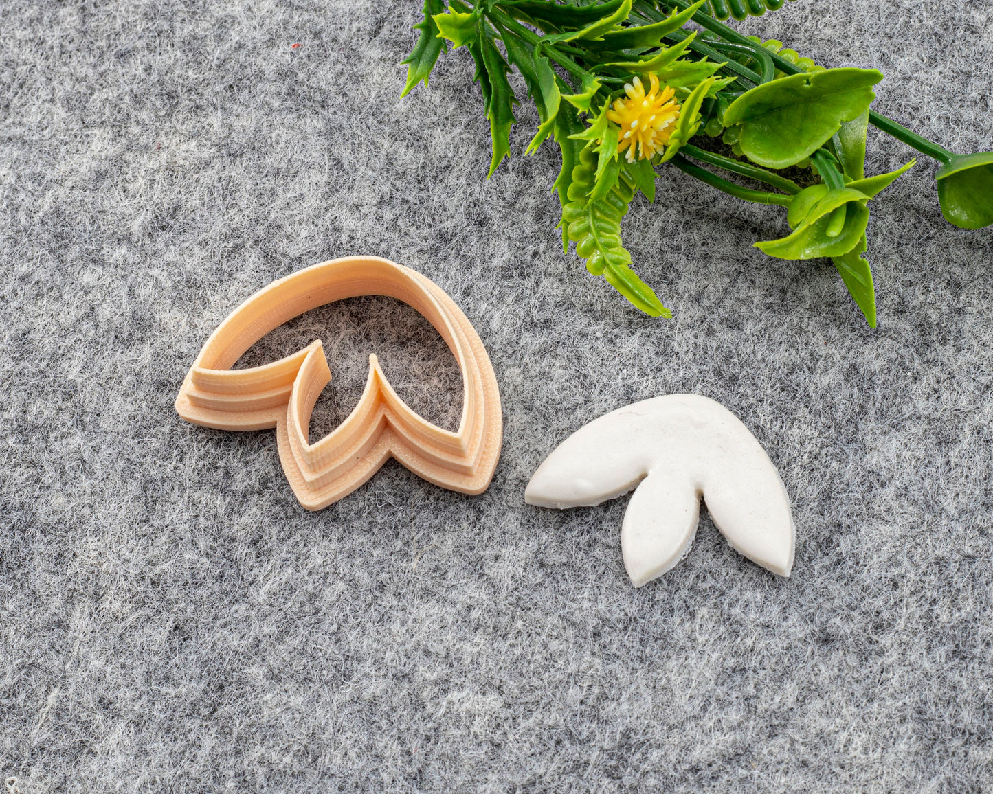 Tulip Clay Cutter: Floral Earring Jewelry Tool