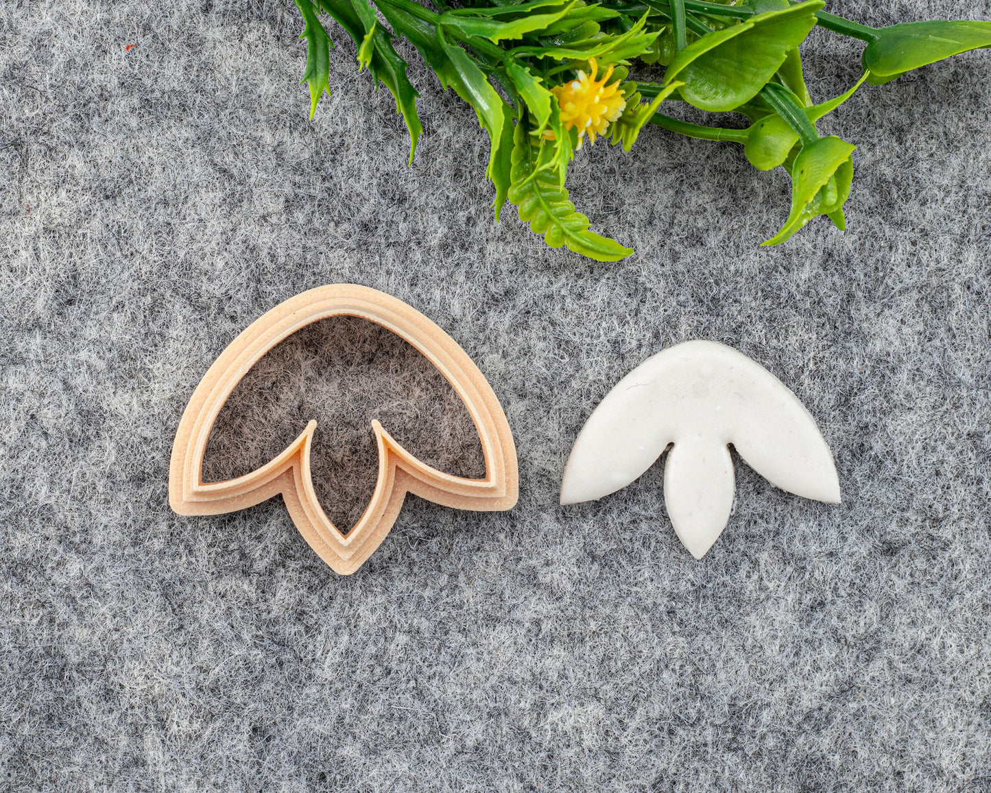 Tulip Clay Cutter: Floral Earring Jewelry Tool
