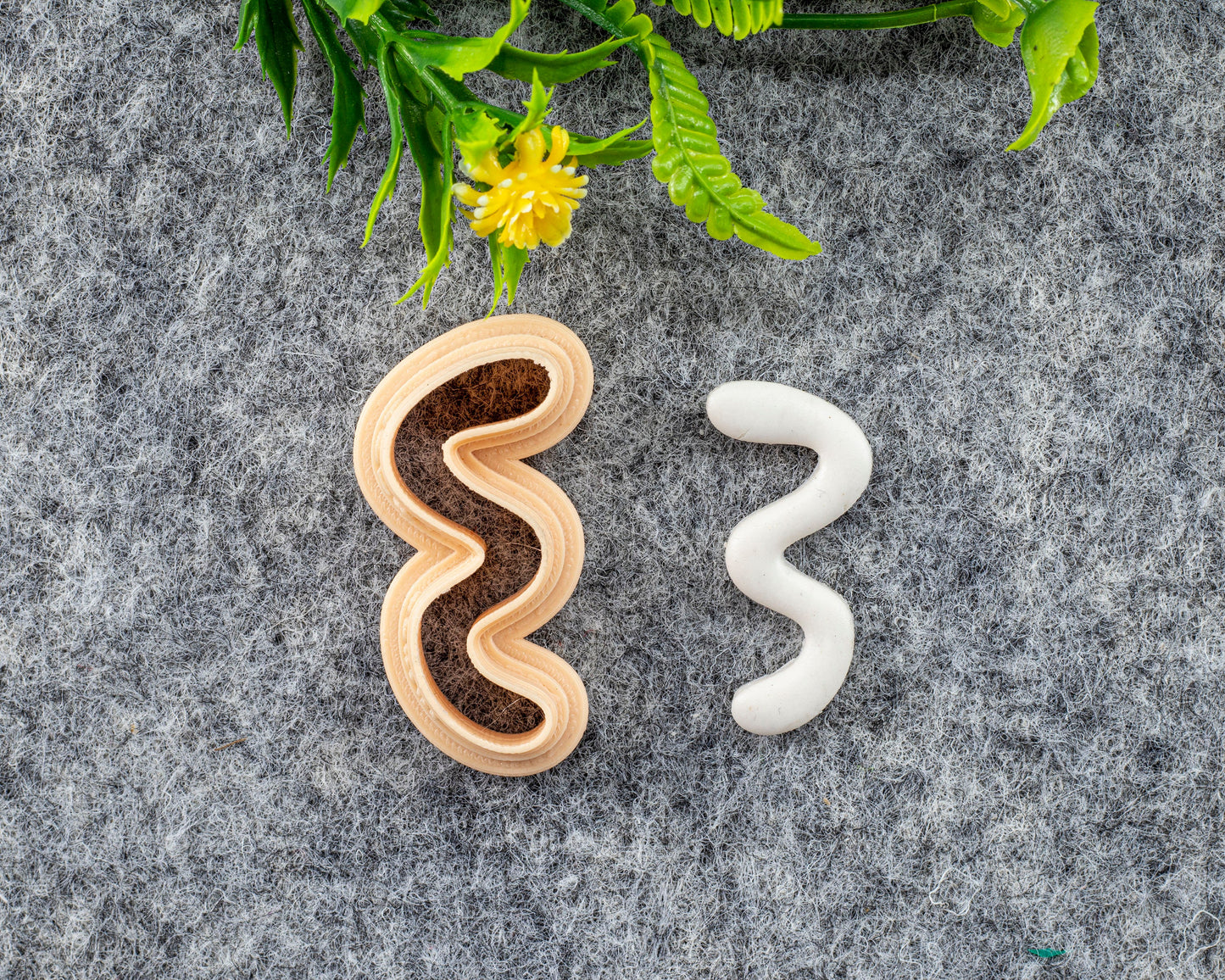 Wiggle Polymer Clay Cutter: 3D Printed Earring Tool