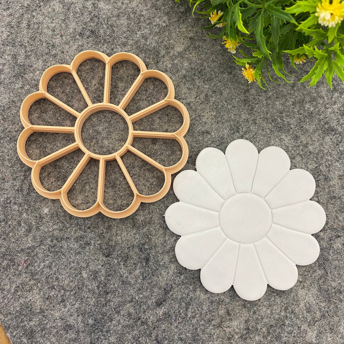 Daisy flower Trinket dish cutter, Ring Dish Clay Cutter, Trinket Dish Clay Cutter for Polymer Clay Flower-1