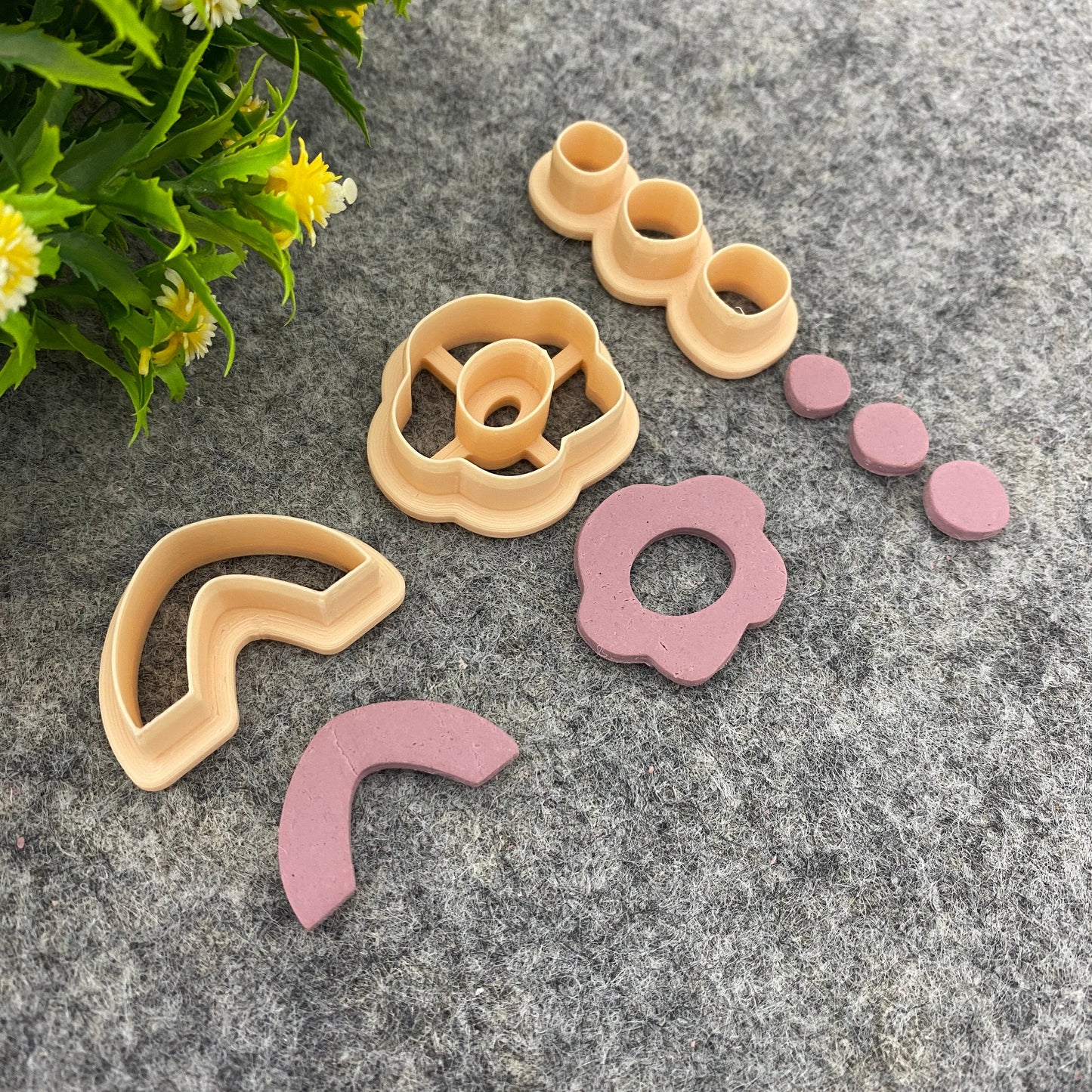 Arch clay cutter, earring polymer clay cutter, Flower shape, Three Circles jewellery cutter, Organic cutter Polymer clay tools #671